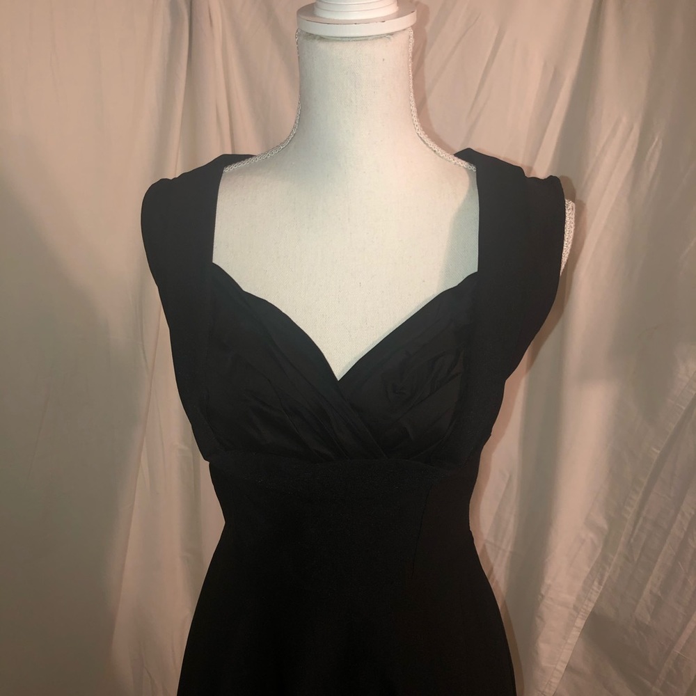 Musol Dress - Picture 3 of 10